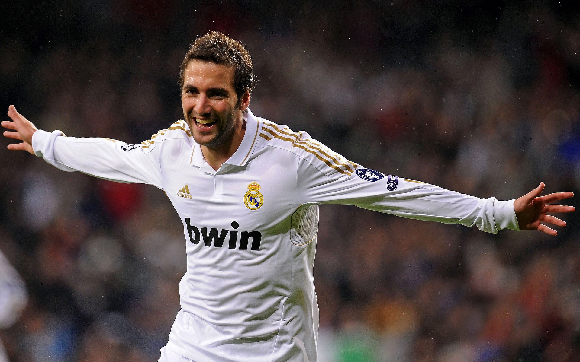 跨界奇迹夜,沙特险胜国米与迪亚斯NBA接管比赛的平行宇宙